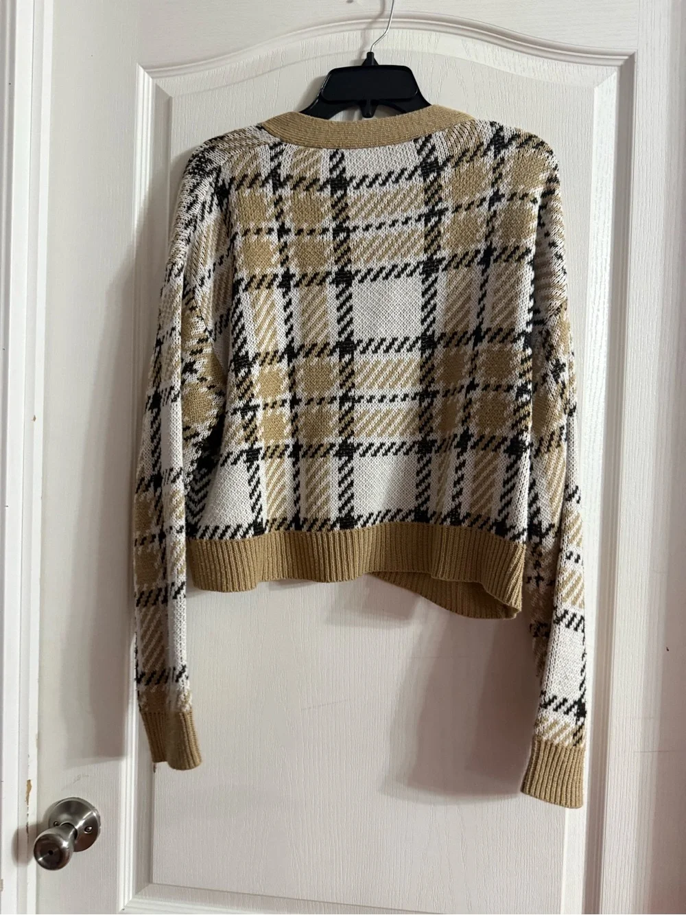 Unbranded Women’s Plaid Crop Cardigan Sz XL. SP-16